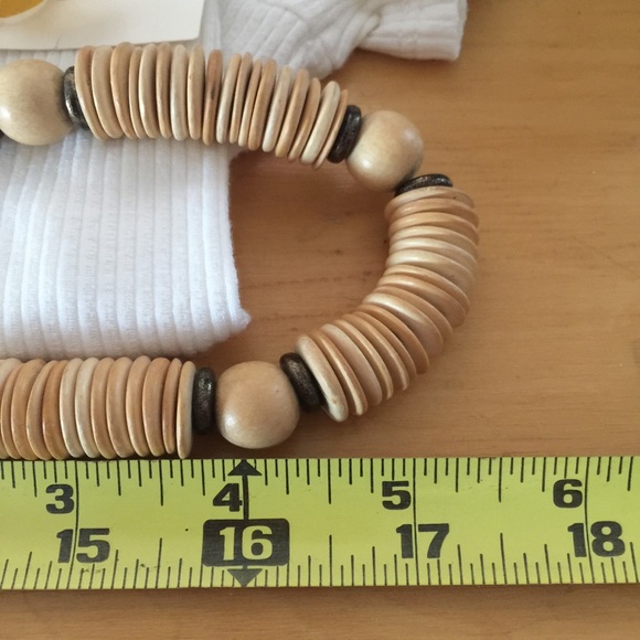 Beautiful Vintage Beaded Necklace - Picture 11 of 13